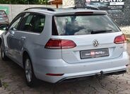 Volkswagen Golf 10