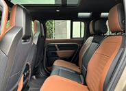 Land Rover Defender 39
