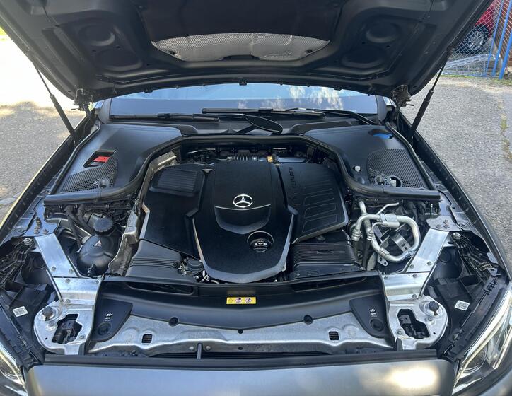 Mercedes-Benz Třídy E 88