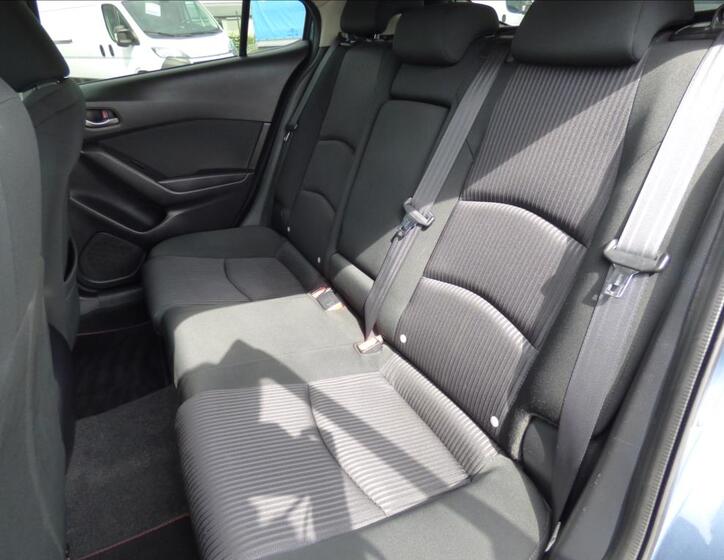 Mazda 3 37