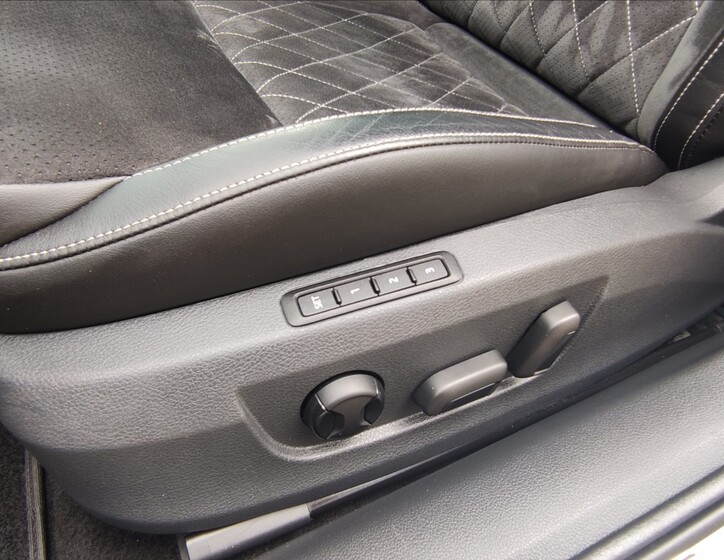 Škoda Superb 11