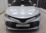 Toyota Camry 2