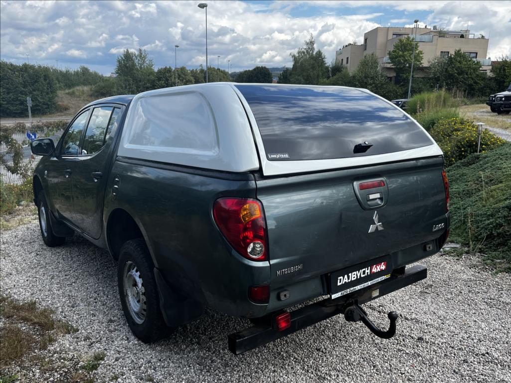 Mitsubishi L200