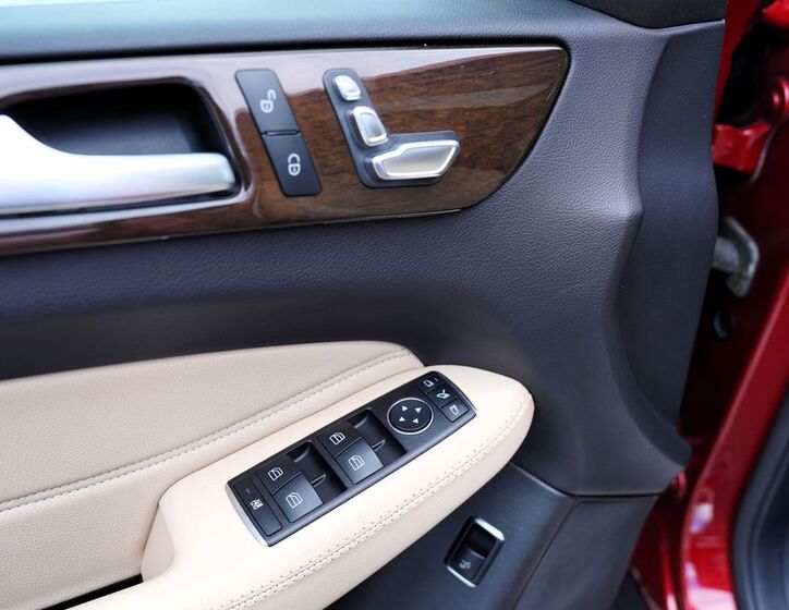 Mercedes-Benz GLS 13
