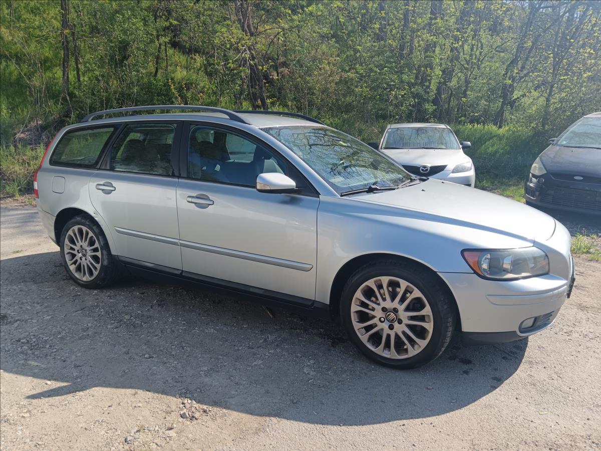 Volvo V50