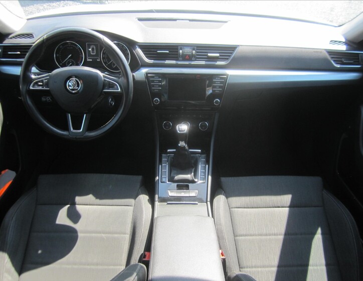Škoda Superb 7