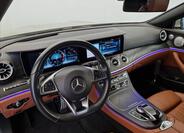 Mercedes-Benz Třídy E 9
