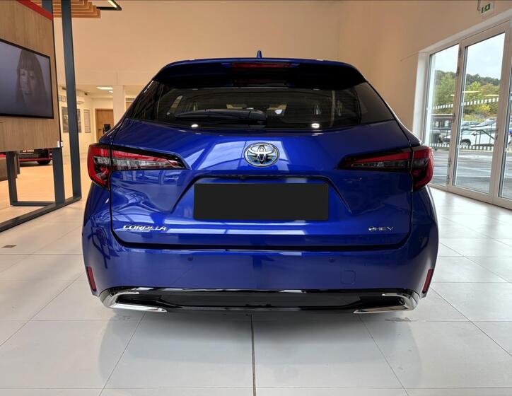 Toyota Corolla 4
