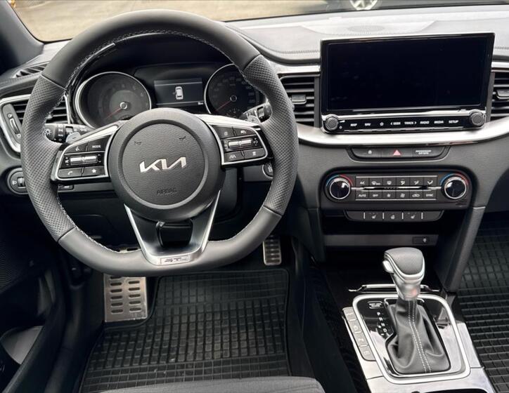 KIA Ceed 11