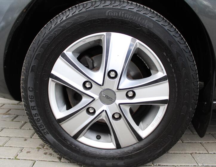 Ford Tourneo Custom 10