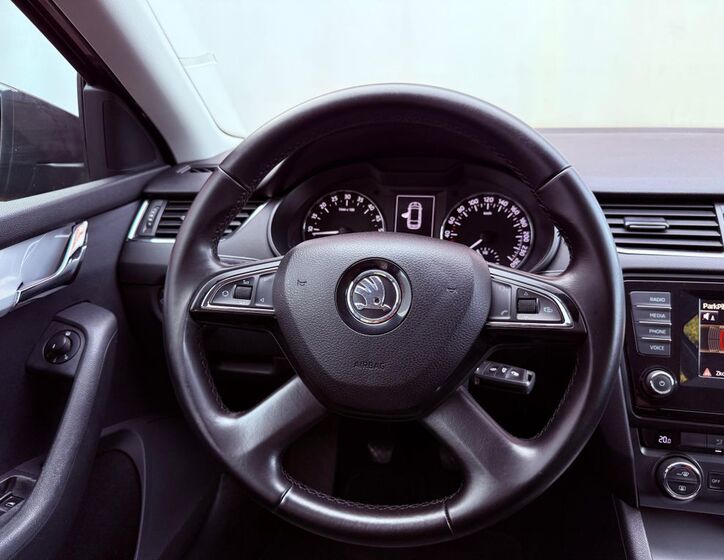 Škoda Octavia 14