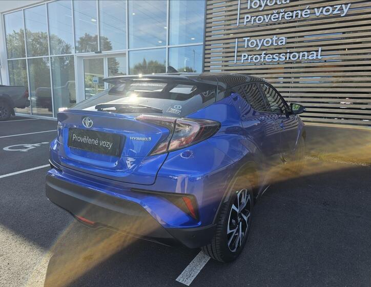 Toyota C-HR 16