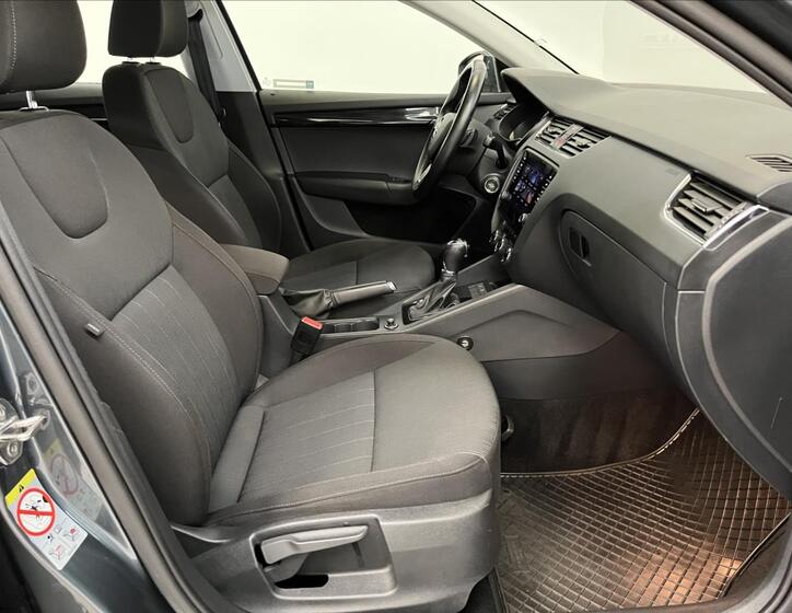 Škoda Octavia 23