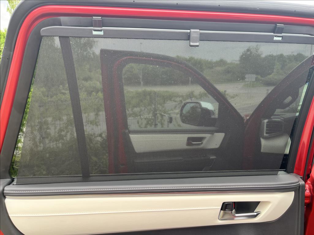 Toyota Sequoia