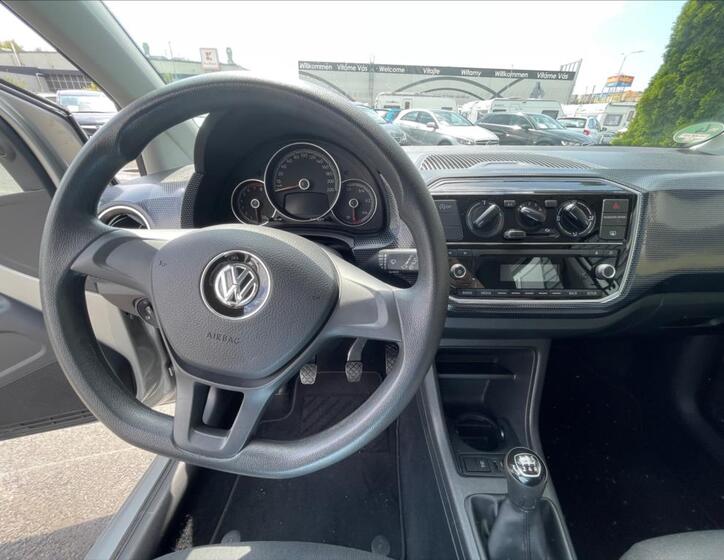 Volkswagen up! 11