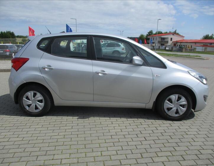 Hyundai ix20 5