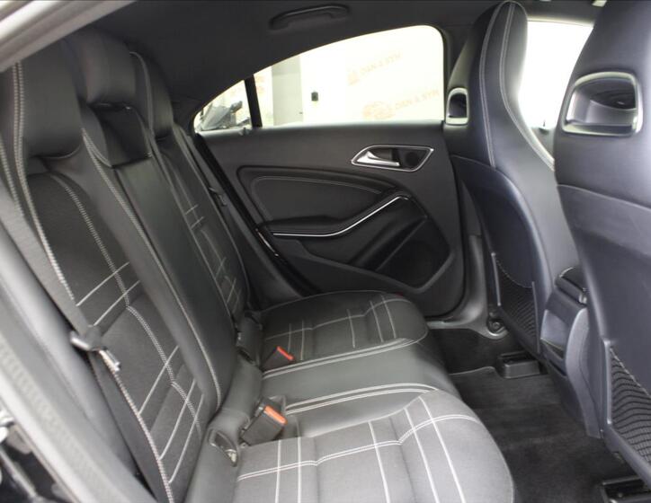 Mercedes-Benz CLA 13