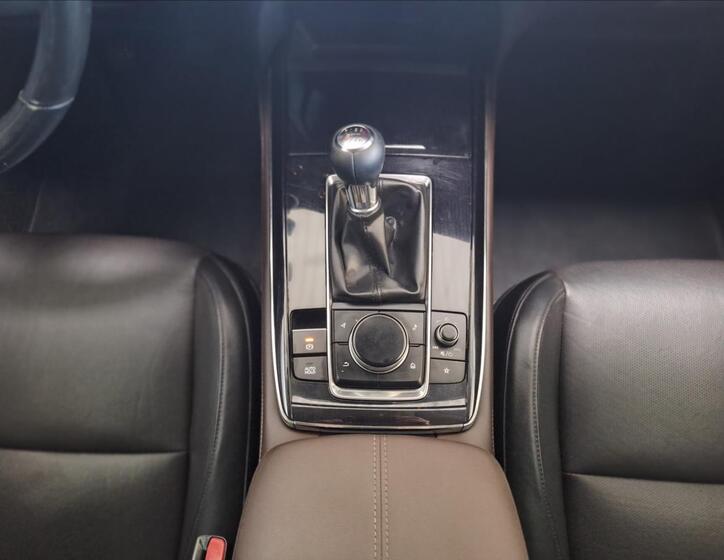 Mazda CX-30 10