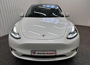 Tesla Model Y 13