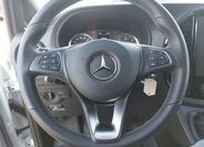 Mercedes-Benz Vito 17