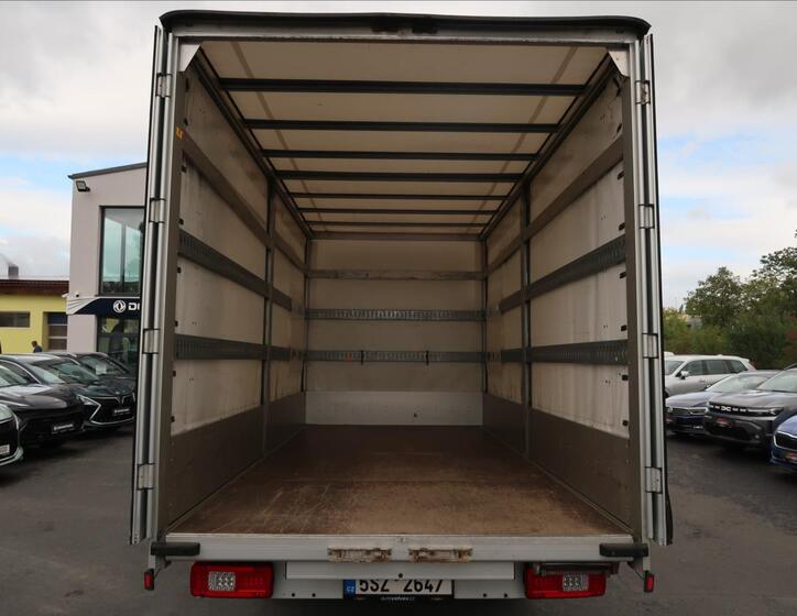 Mercedes-Benz Sprinter 18