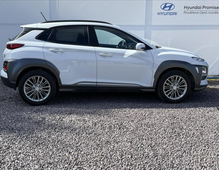 Hyundai Kona 21