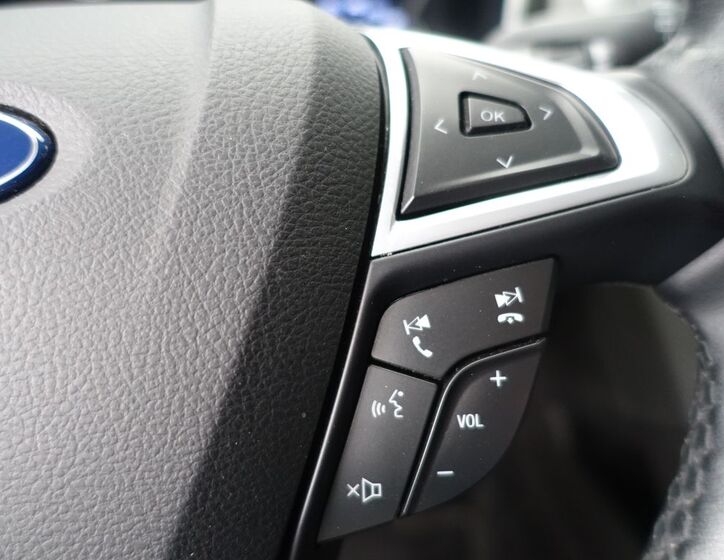 Ford Mondeo 25