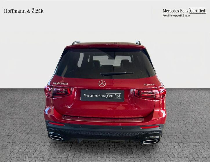 Mercedes-Benz GLB 6