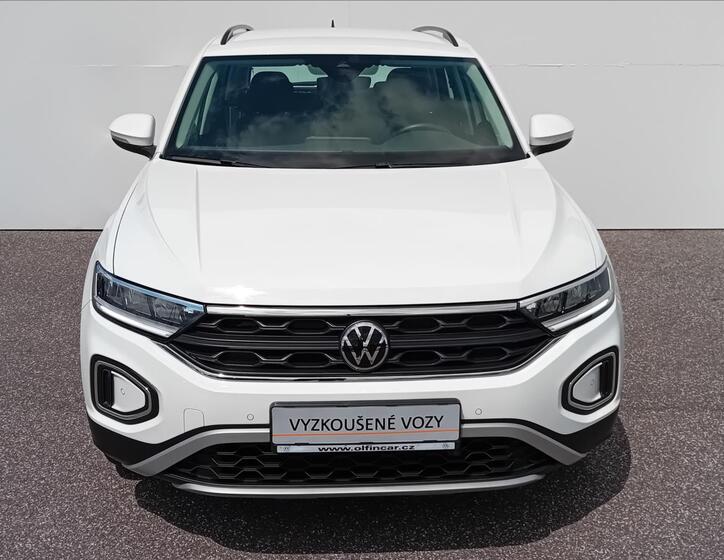 Volkswagen T-Roc 4