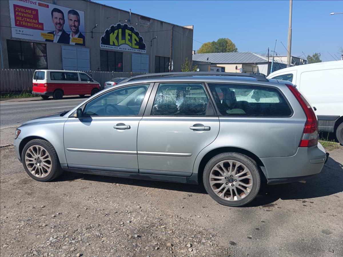 Volvo V50