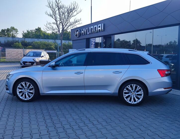 Škoda Superb 8