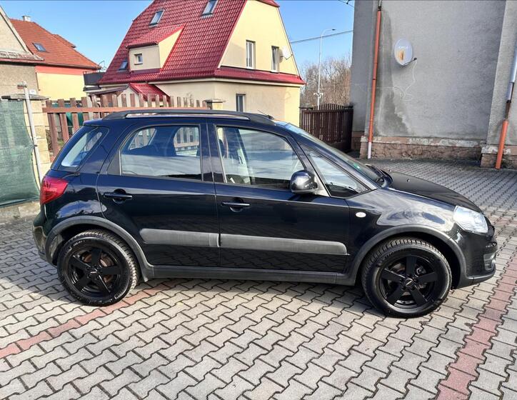 Suzuki SX4 2