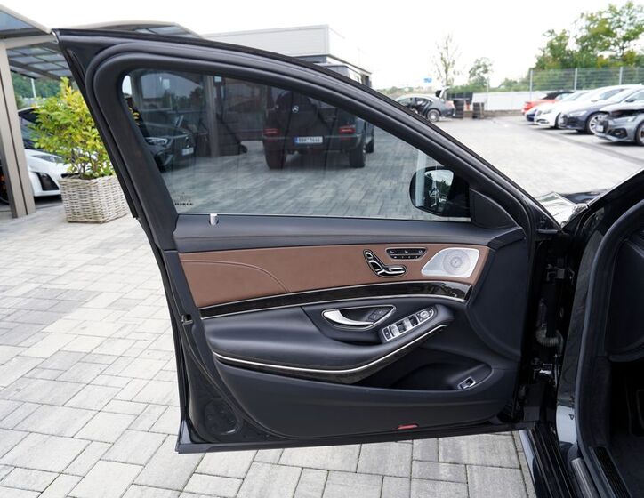 Mercedes-Benz Třídy S 18