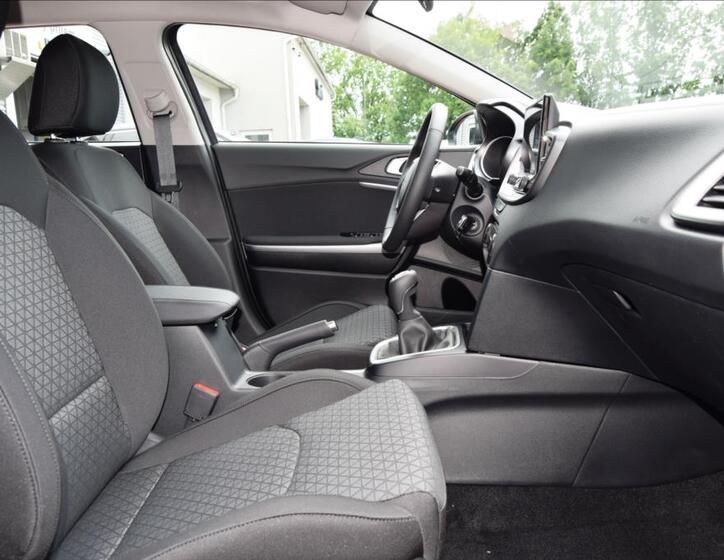 KIA Ceed 4