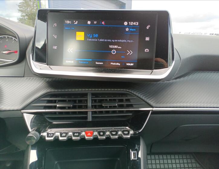 Peugeot 2008 21