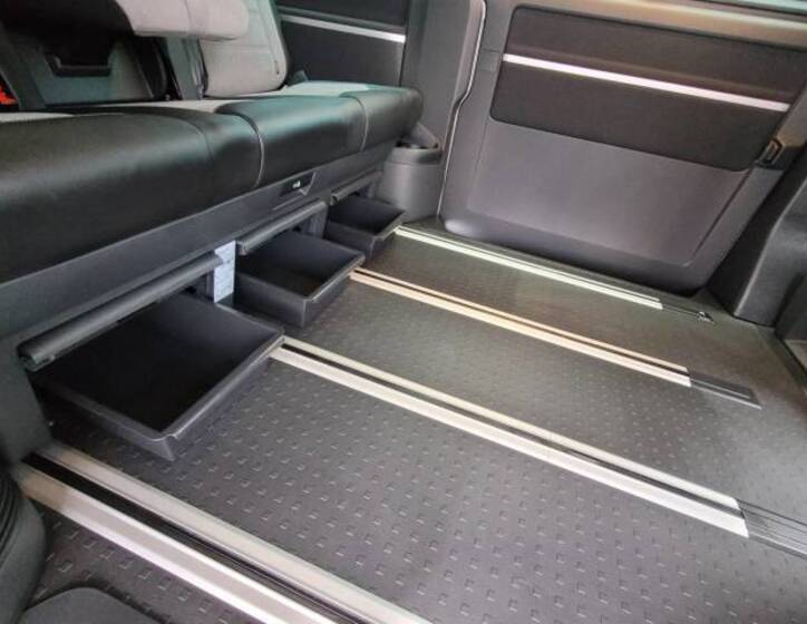 Volkswagen California 19