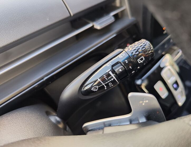Hyundai Staria 34