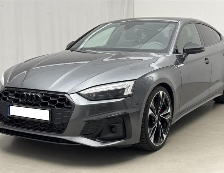 Audi A5 1
