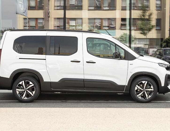 Peugeot Rifter 4