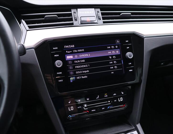Volkswagen Passat 23