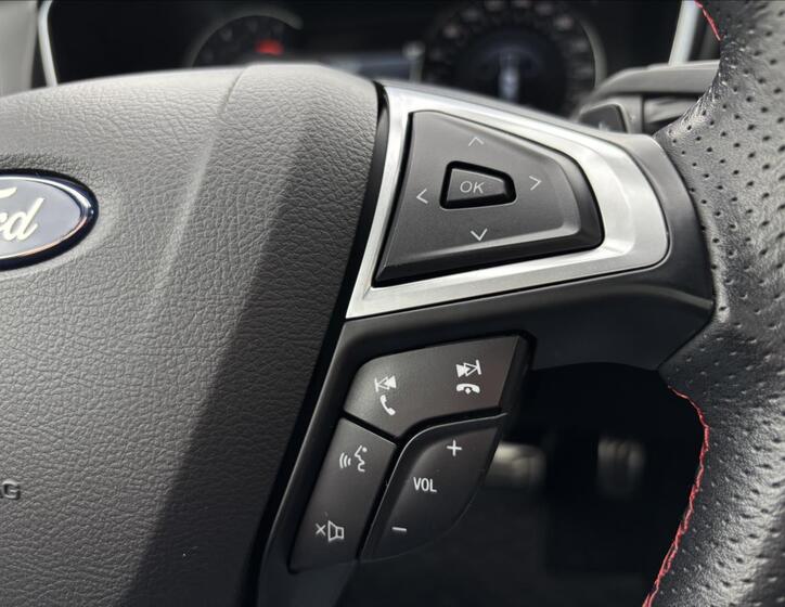 Ford Mondeo 26