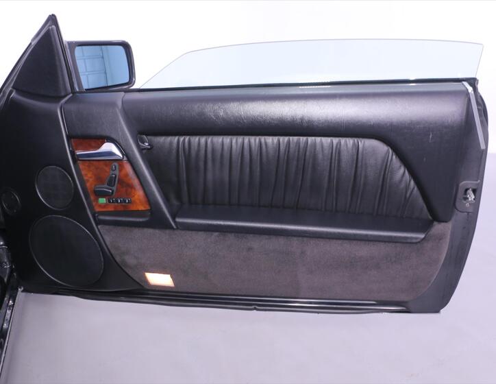 Mercedes-Benz SL 21