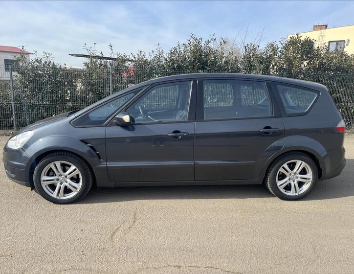 Ford S-MAX 4