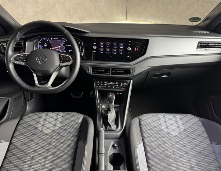 Volkswagen Taigo 16