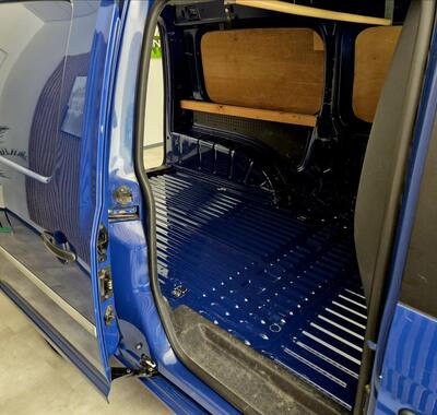 Volkswagen Caddy 26