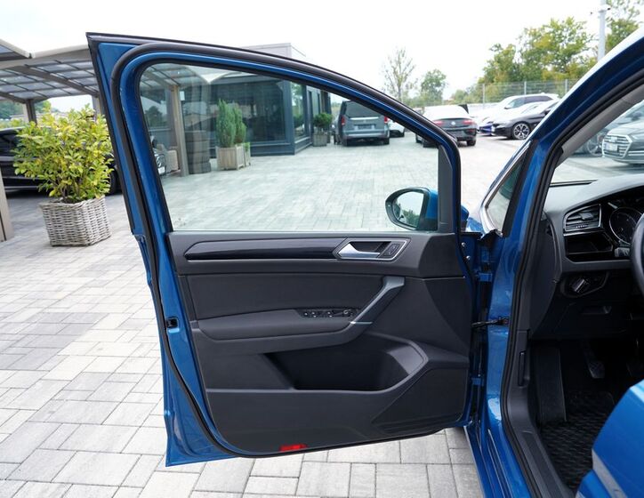 Volkswagen Touran 17
