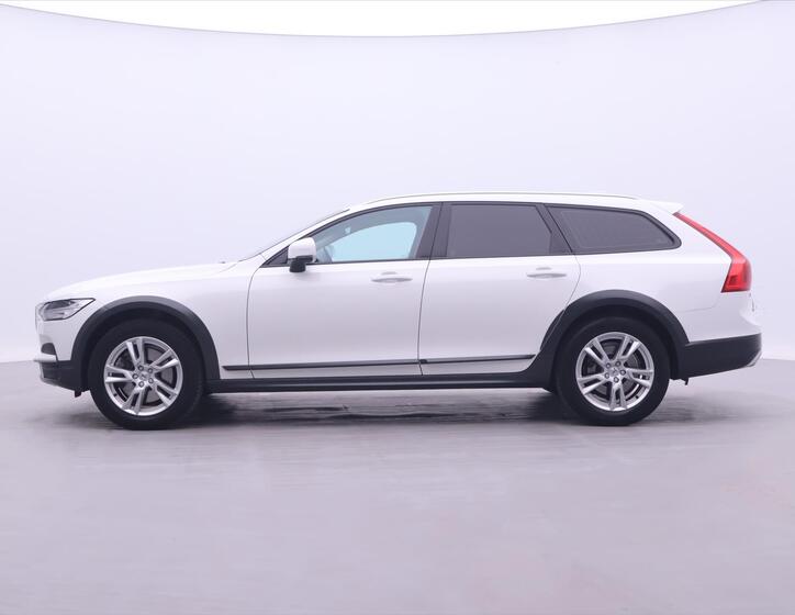 Volvo V90 4