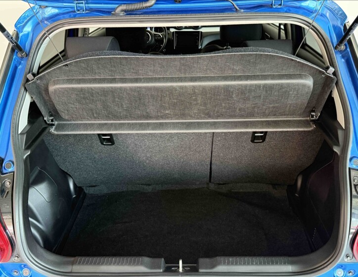 Suzuki Swift 21