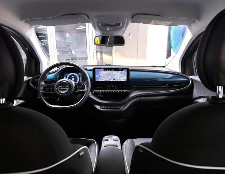 Fiat 500e 16