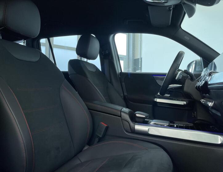 Mercedes-Benz GLB 15